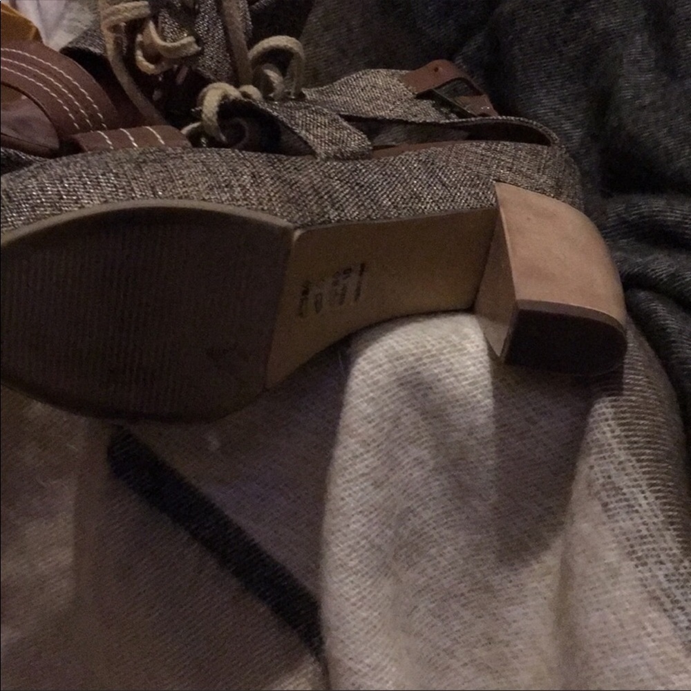 Sandals - Picture 4 of 7